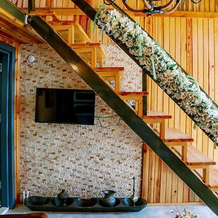 Serender Bungalov Bed and Breakfast Foça Exteriör bild