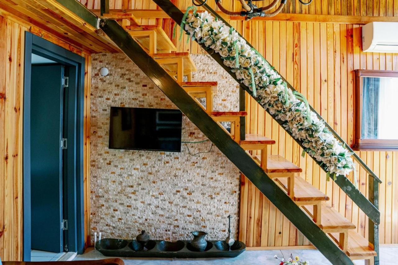 Serender Bungalov Bed and Breakfast Foça Exteriör bild